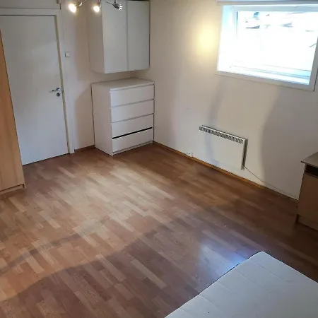 In A Shared Quarto em Acomodações Particulares *